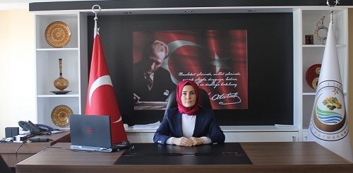  İlçemiz Kaymakamı Sayın Elif Nur SAÇAL Ramazan Bayramı Dolayısıyla Kutlama Mesajı Yayınlamıştır.